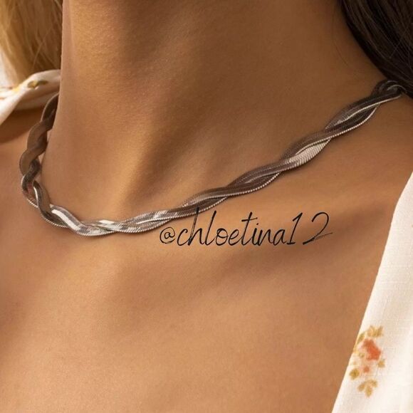 #29 NEW Silver Twisted Herringbone Snake Necklace - Picture 3 of 9